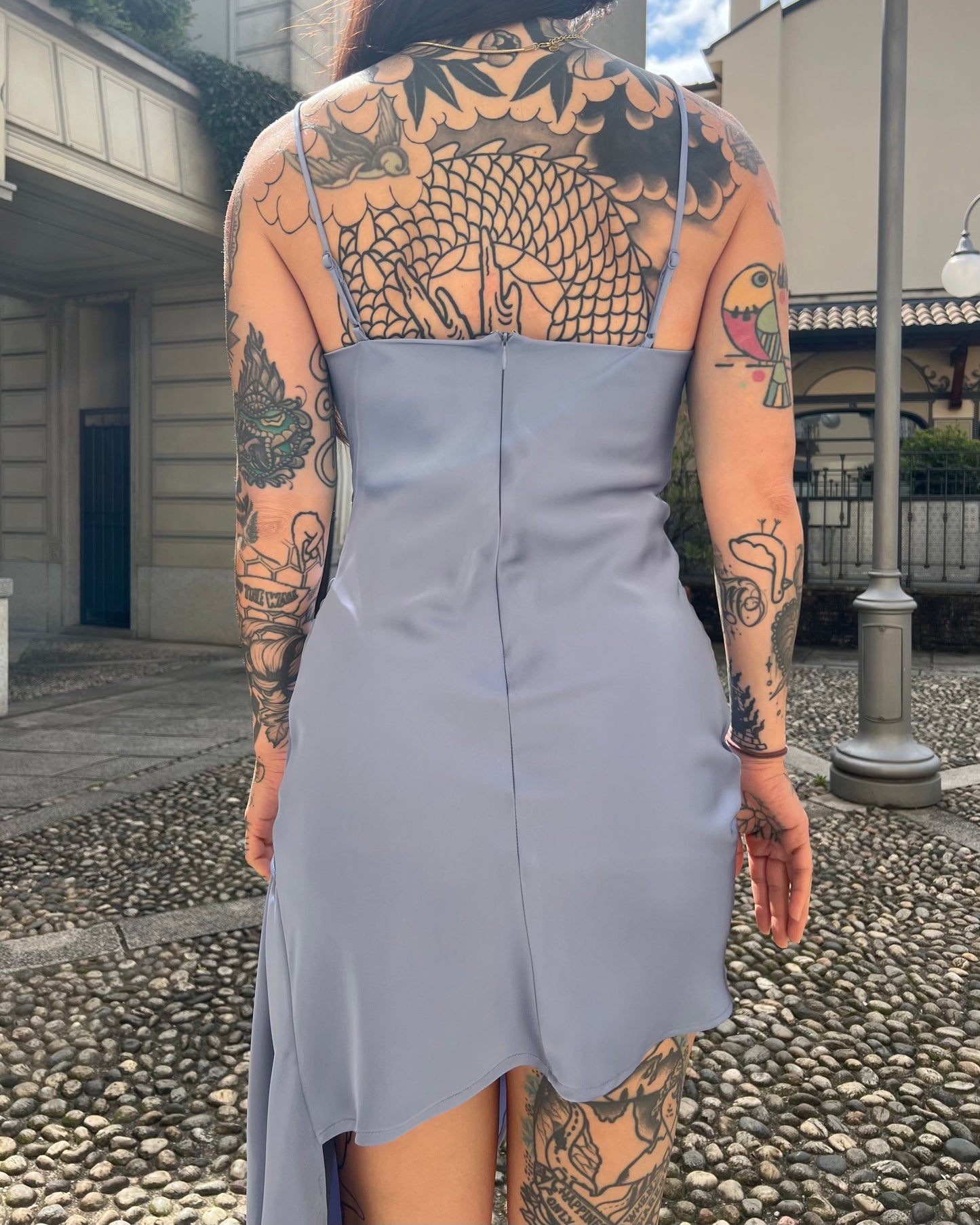 ABITO ASIMMETRICO CELESTE