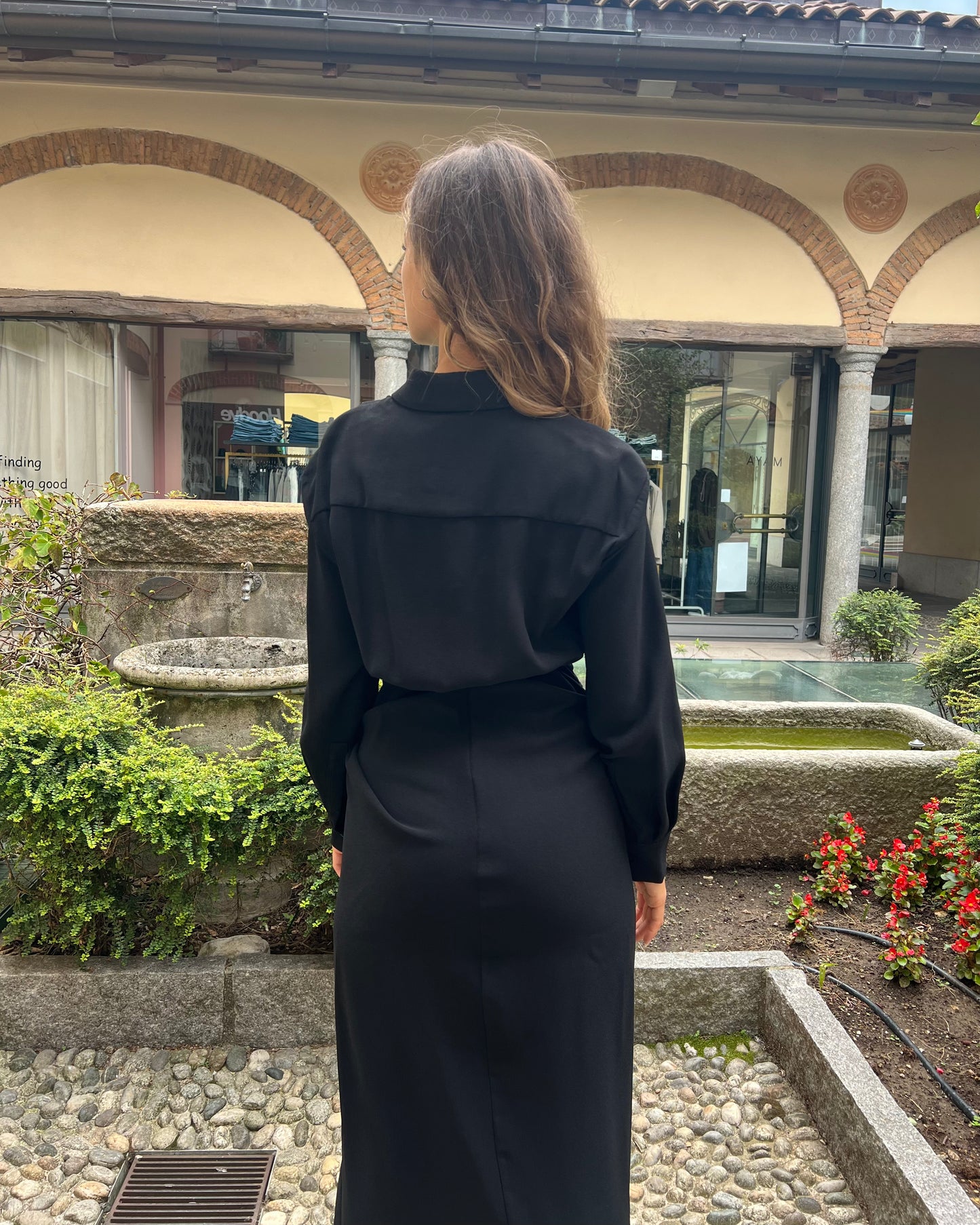 ABITO DRAPPEGGIO